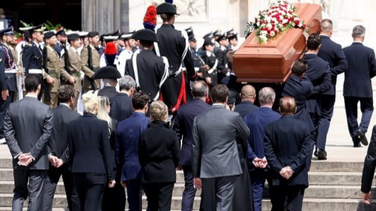 Do plotësohet amaneti i familjes, trupi i Berlusconit pritet të…