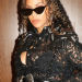 Shiten me pakicë për 233 euro por fansi i Beyonce i shet syzet e saj me çmim stratosferik