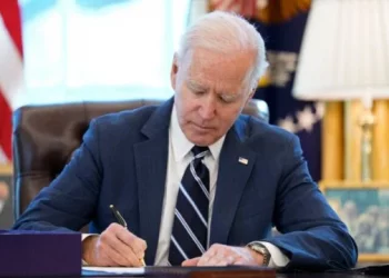 Tensionet në Kosovë/ Senatorët i kërkojnë Biden që të marrë masa të ashpra ndaj…