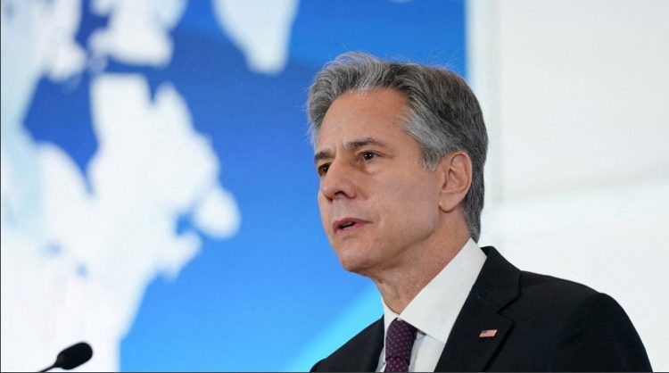 Blinken: Qëllimi i vizitës në Kinë, shmangia e vlerësimeve të gabuara