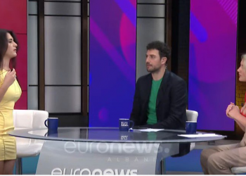 Çfarë ndodhi në emision? Vajza që flet me shpirtrat heq mikrofonin dhe ikën menjëherë nga studioja