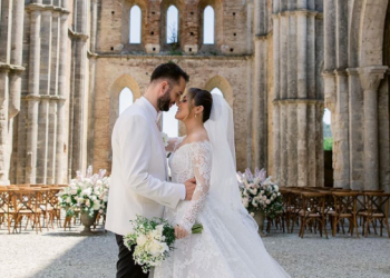 Merr fund pritja, del foto e Arbana Osmanit nuse (FOTO LAJM)