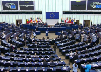 HISTORIKE/ Vendoset për herë të parë himni i Kosovës në Parlamentin Evropian (VIDEO)