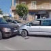 Makinat “kokë më kokë” në Fier, kaos në trafik, nervozohen shoferët (VIDEO)
