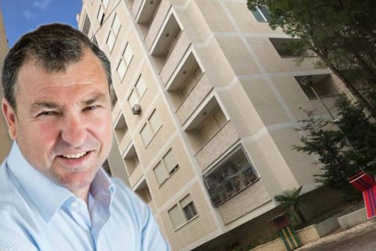 Si u zbulua me Google Earth pallati që çoi Vangjush Dakon pas hekurave?