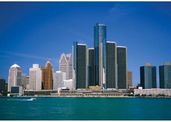 Detroit do të furnizojë 100% të ndërtesave komunale me energji diellore