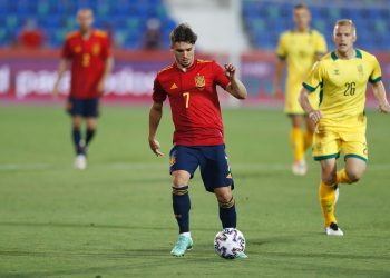 Nuk u grumbullua nga Spanja, Diaz mund të ndryshojë fanellë