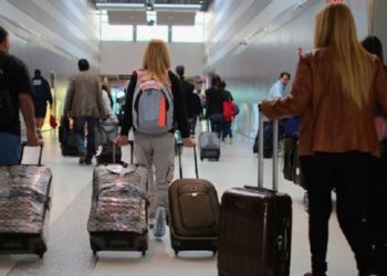 “Shqipëria po humb identitetin kombëtar nga emigracioni”