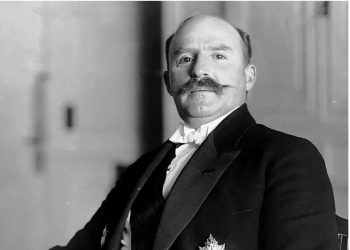 Më 13 qershor 1920 u vra në Paris, Esat Pashë Toptani