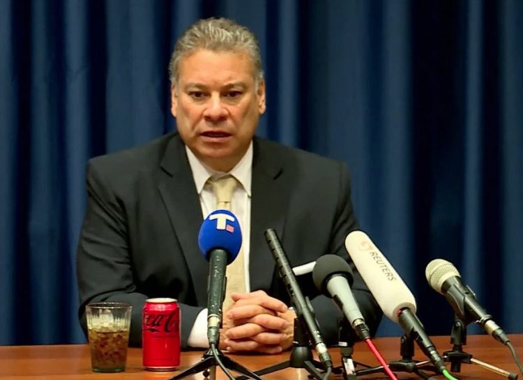 Escobar paralajmëron edhe Vuçiç: T’i kthesh shpinën marrëveshjes, do të thotë t’i kthesh shpinën Evropës