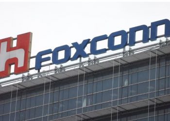 Prodhuesi i makinave elektrike Lordstown planifikon të padisë Foxconn