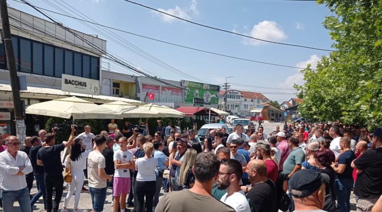 Kosovë, protesta në Graçanicë pas arrestimit të një serbi nën dyshimet për krime lufte