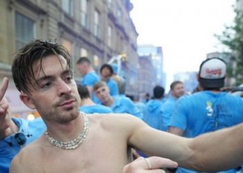 “Po jetoj ëndrrën…”/ Grealish pranon festën e shfrenuar pas “tripletës”