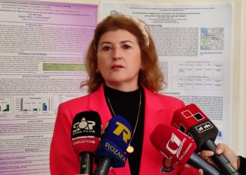 Pasi zhvati studentët, “zhduket” rektorja e Universitetit të Shkodrës