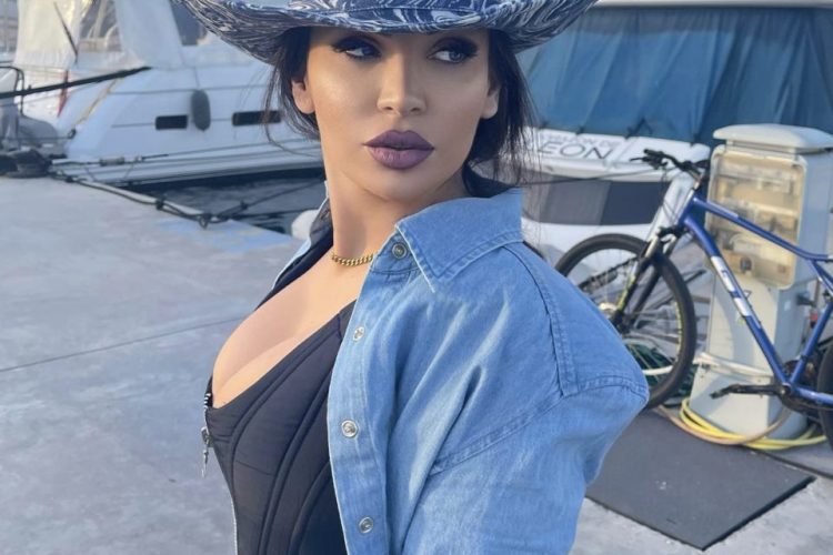 Sa e sikletshme! Besa Kokëdhima ndan një problem shëndetësor