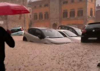 Moti i keq në Itali, meteorologu lëshon alarmin: Do ketë përmbytje të tjera sepse tokat nuk thithin…