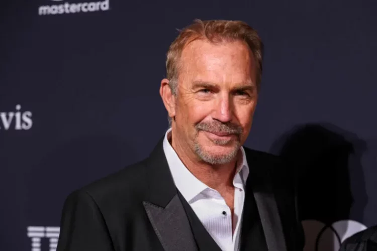 Kevin Costner e deklaron veten “të pastrehë” pas divorcit të tij