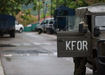 KFOR: Jemi në kontakt me autoritetet serbe për rastin e tre policëve të Kosovës