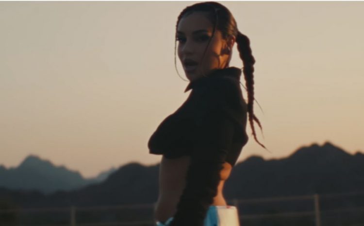 Kida publikon këngën e re, ja si titullohet