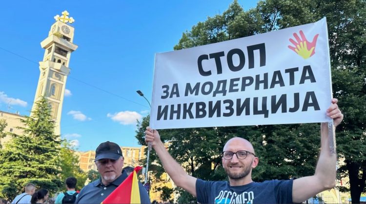 Kisha Maqedonase protestoi kundër ligjeve për ndryshimin e gjinisë