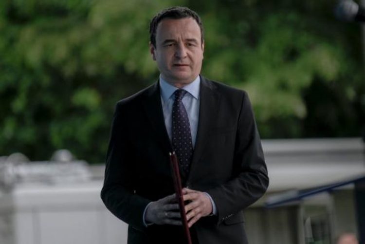 Le Monde: Albin Kurti, kryeministri i qetë, i sjellshëm dhe jofleksibël i Kosovës