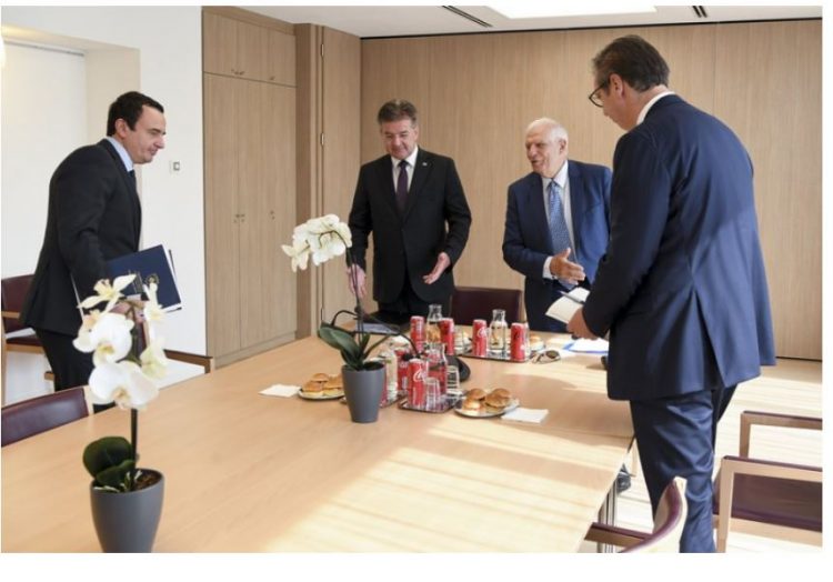 Lajçak-Borell, negociatorë për moszgjidhje