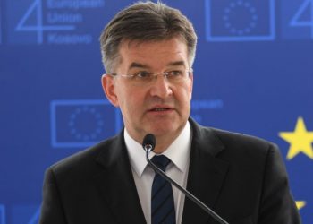 Situata në Kosovë/ Lajçak paralajmëron se do vizitojë Shtëpinë e Bardhë