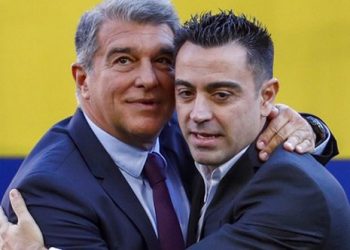 Xavi kërkon rritje page për stafin e tij por Barcelona “bën sikur nuk kupton”