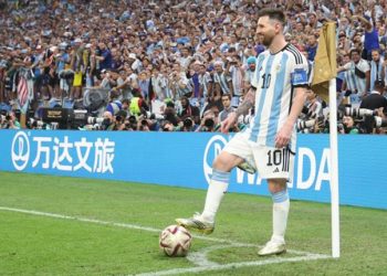 Dalin çmimet për biletat e miqësores së Pekinit, gjysma e rrogës për të parë Messi & Co.