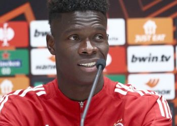 Cisse nuk i paguan alimentet për fëmijën, ish-gruaja e çon në gjykatë