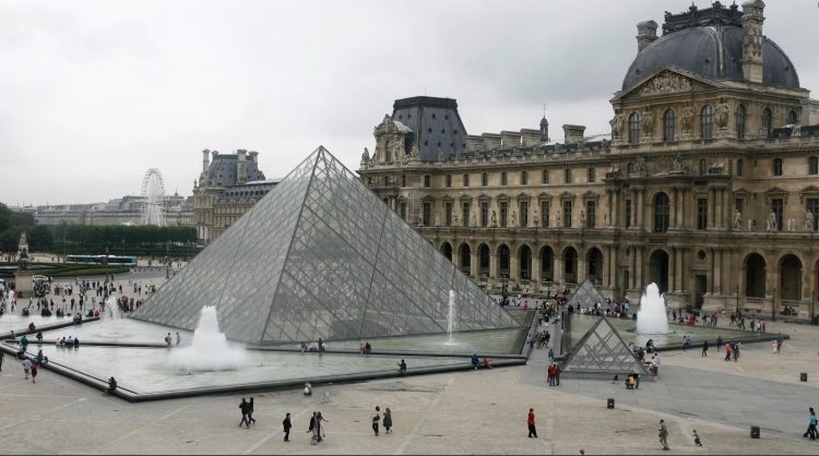 Policia bastis zyrat e organizatorëve të Lojërave Olimpike Parisi 2024