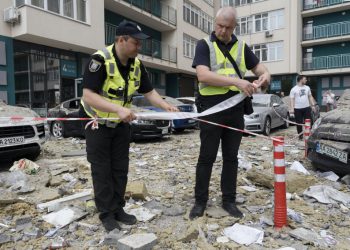 Policia japoneze do ndihmojë homologët ukrainas në identifikimin e efikas të viktimave