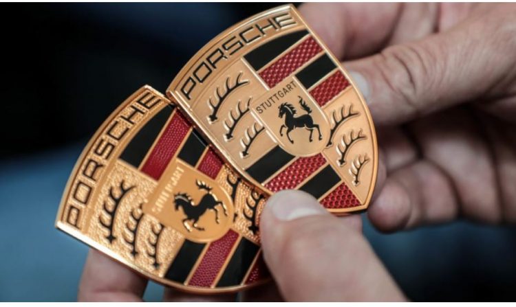 Porsche prezanton logon “e re” përpara prezantimit të “makinës së saj sportive të së ardhmes”