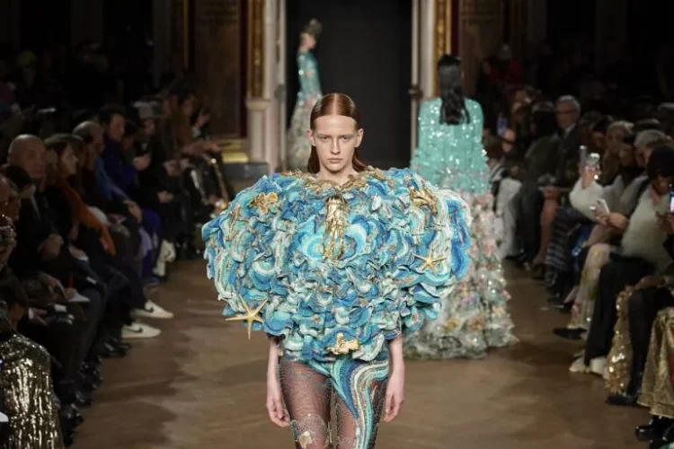 Ky trend përrallor po frymëzon garderobën e kësaj vere