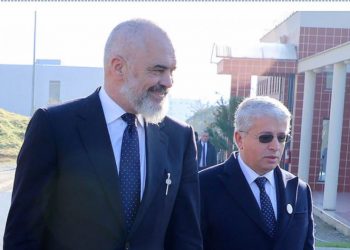 Lleshaj kritikon Ramën: Roli i tij mes Kosovës dhe Serbisë, i panevojshëm