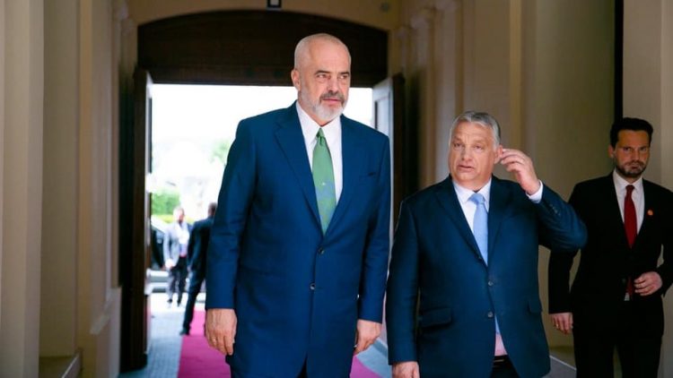Kryeministri i Hungarisë viziton sot Shqipërinë