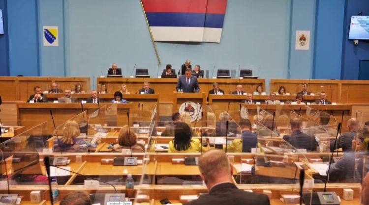 Republika Sërpska vendos që të mos publikojë më vendimet e përfaqësuesit të lartë