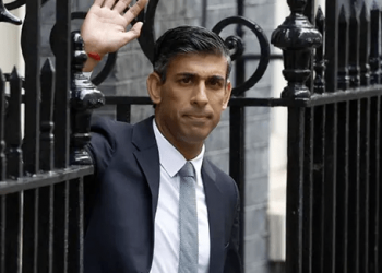 Apeli kundër dërgimit të emigrantëve në Ruanda/ Sunak: Do e apelojmë, kush hyn në Britani…