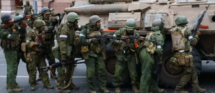 Mercenarët Wagner marrin nën kontroll aeroportin në Rostov/ Moska shpall gjendjen e alarmit