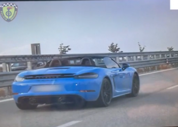 Me 184 km/h, çfarë ndodh në rrugët e vendit/ Policia apel drejtuesve të mjeteve (VIDEO)