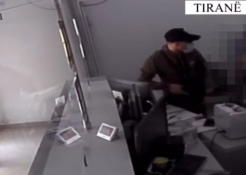 VIDEO/ Grabitja e këmbimit valuator, policia vendos 5 mijë euro shpërblim për gjetjen e autorit