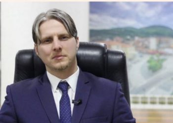 “Flet çdo javë në telefon me Vuçiç”, kryetari i Preshevës akuzon Ramën për politikë antishqiptare