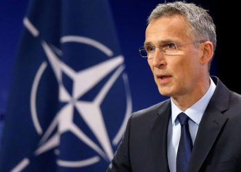 Stoltenberg: Dhuna po kthen prapa Kosovën, “aktorë të huaj” në rajon po punojnë për minimin e paqes