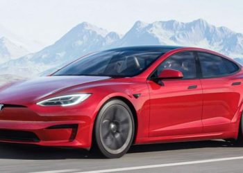 Tesla Model S mposht rekordin personal të Nurburgring