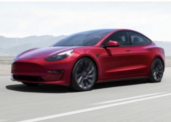 Tesla po synon të blejë kompaninë gjermane që ka teknologjinë e karikimit me valë