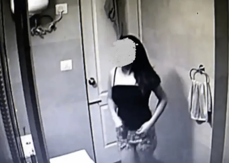 Skandal! Kishte vendosur kamera të fshehët te tualeti i grave, arrestohet drejtori i postës