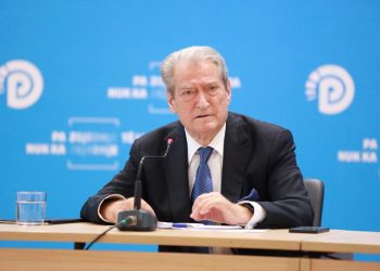 Berisha: Qendra e burgut u ngrit pa asnjë vendim nga krimineli elektoral Ulsi Manja