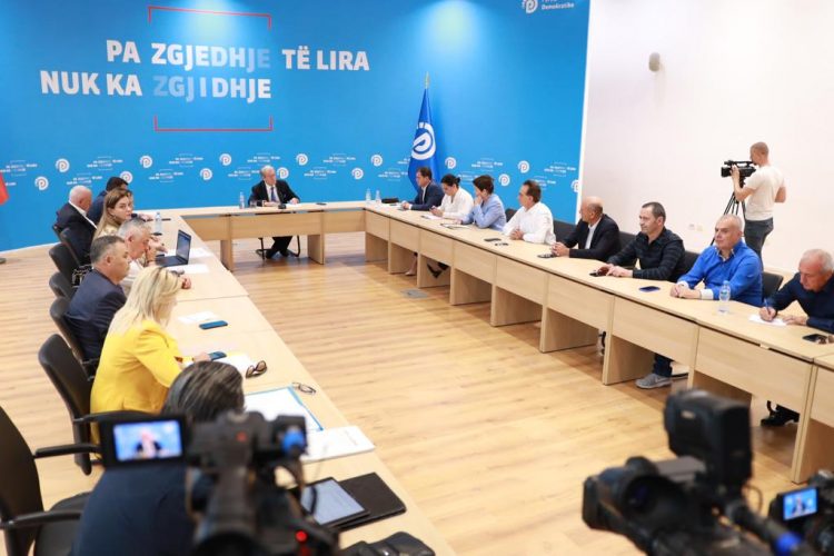 Berisha për Dakon: E meriton plotësisht se është kriminel elektoral