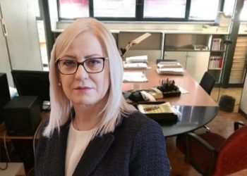 Lindita Nikolla ndryshon mobiljet e zyrës së pritjes, hap tenderin 234 milionë lekë