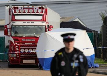 Trafiku i shqiptarëve me kamion në Angli, dënohet grupi i trafikantëve